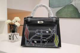 Picture of Hermes Handbags _SKUfw236183656fw